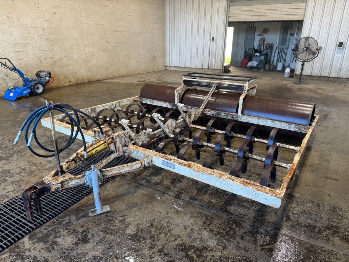 Hugo 12' roller harrow