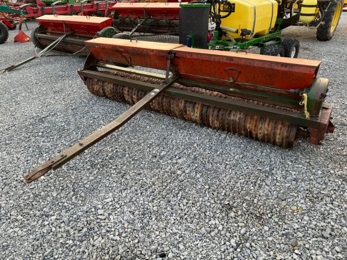 Brillion 10' seeder