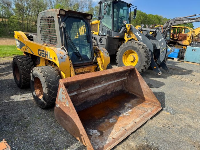 Gehl 7810 skid loader