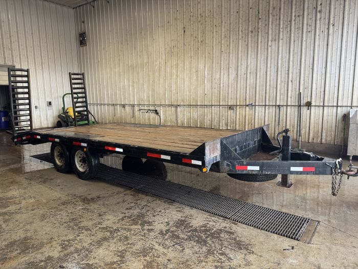 Pequea 16+4 deckover trailer 14k